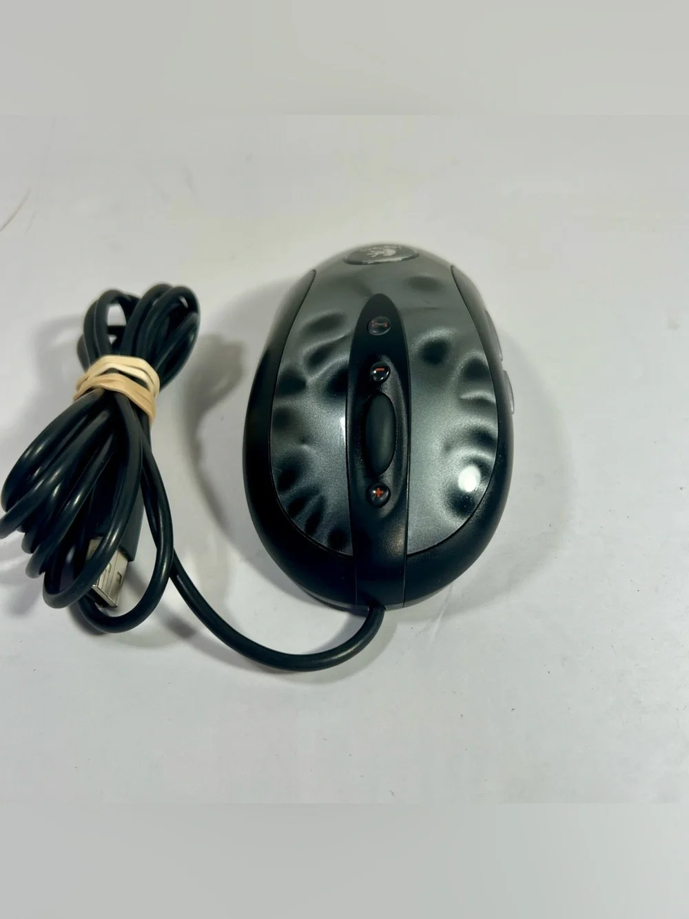 Logitech MX518 Wired Optical Gaming Mouse M/N M-BS81A P/N Thumb Button 16000 DPI